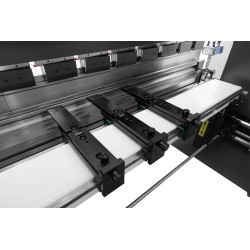 Plegadora hidráulica CORMAK CNC SERVO EURO PB 125x3200