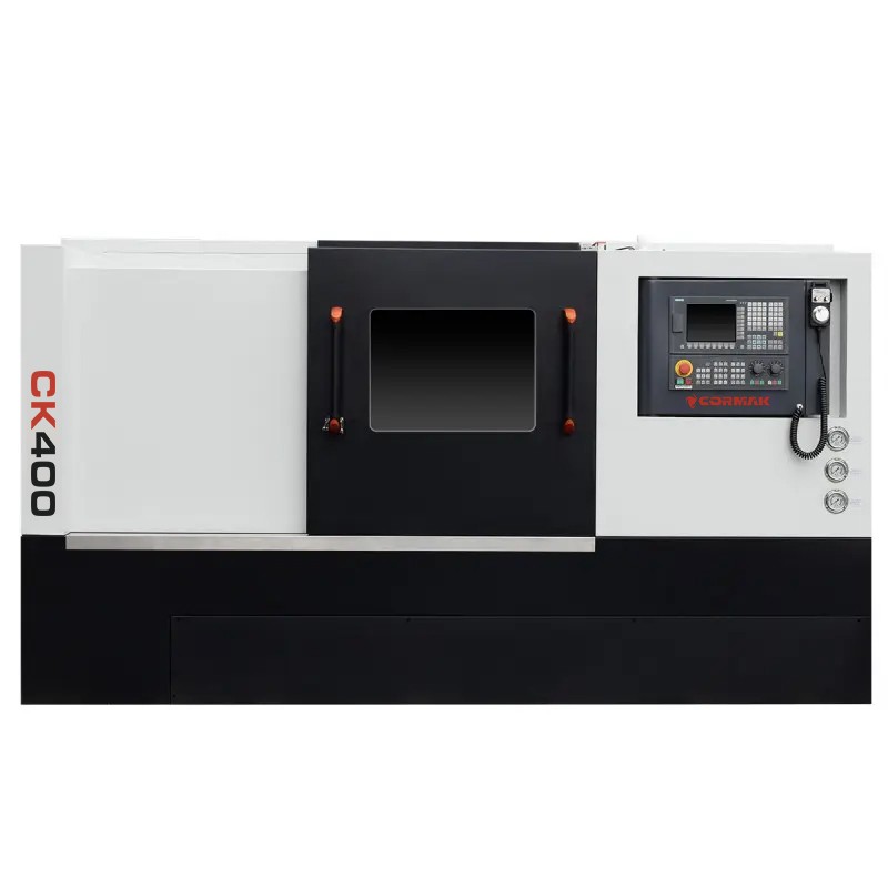 TORNO CNC CORMAK 400x1000 CON MANDRIL HIDRÁULICO DE 12 HERRAMIENTAS Y CONTROL SIEMENS SINUMERIK 808D