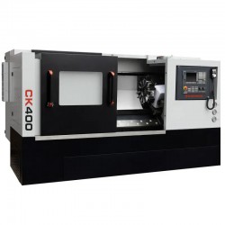 TORNO CNC CORMAK 400x1000 CON MANDRIL HIDRÁULICO DE 12 HERRAMIENTAS Y CONTROL SIEMENS SINUMERIK 808D