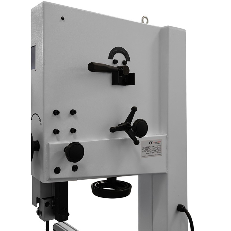 Sierra de cinta vertical para madera CORMAK HBS421 con indicador láser